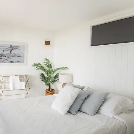 Aotearoa Surf Eco Pods Hotel Te Arai Exterior photo