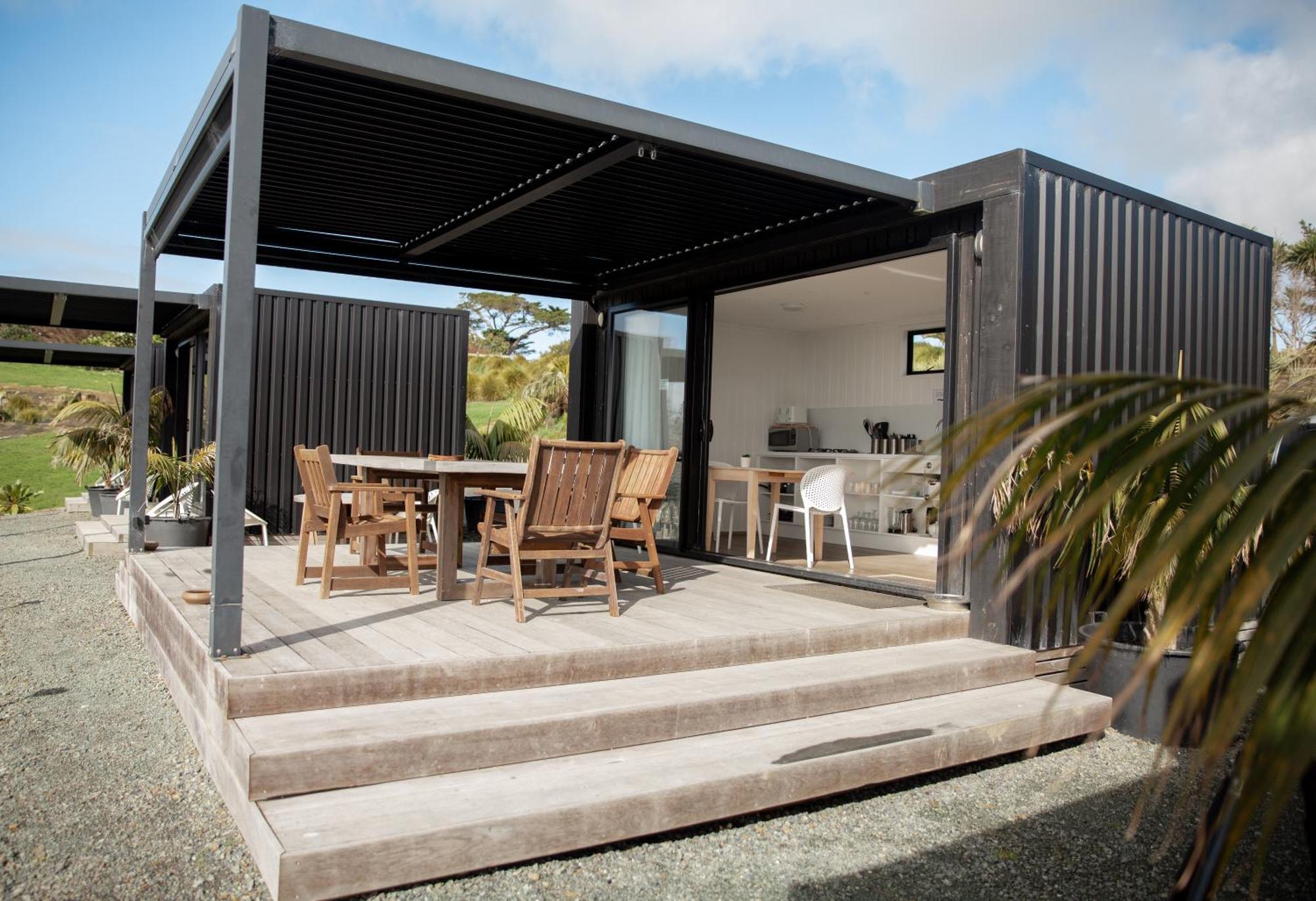 Aotearoa Surf Eco Pods Te Arai